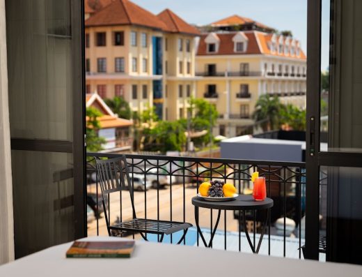 Blanc Smith Residence