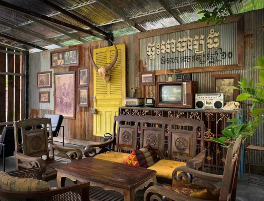 កាហ្វេវប្បធម៌ ផ្ទះអាចារ្យធំ សៀមរាប