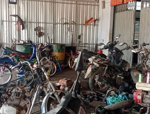 ជាងម៉ូតូ