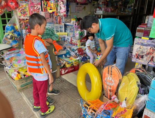 បណ្ណាគារ​ ចំរេីនបញ្ញា​( Chamroeun Panha books shop )