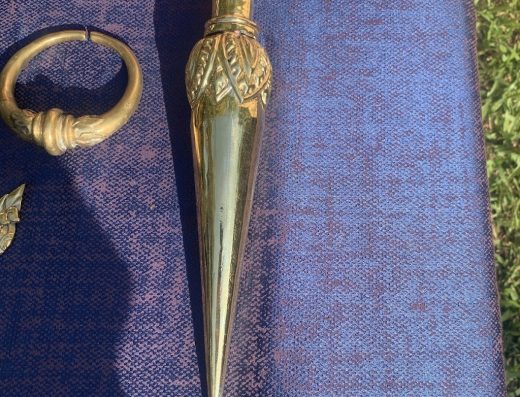 ប្ល៊ូអាតសេនធ័រ (BLUE ART Center)