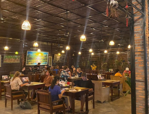 Madam Moch Khmer Restaurant